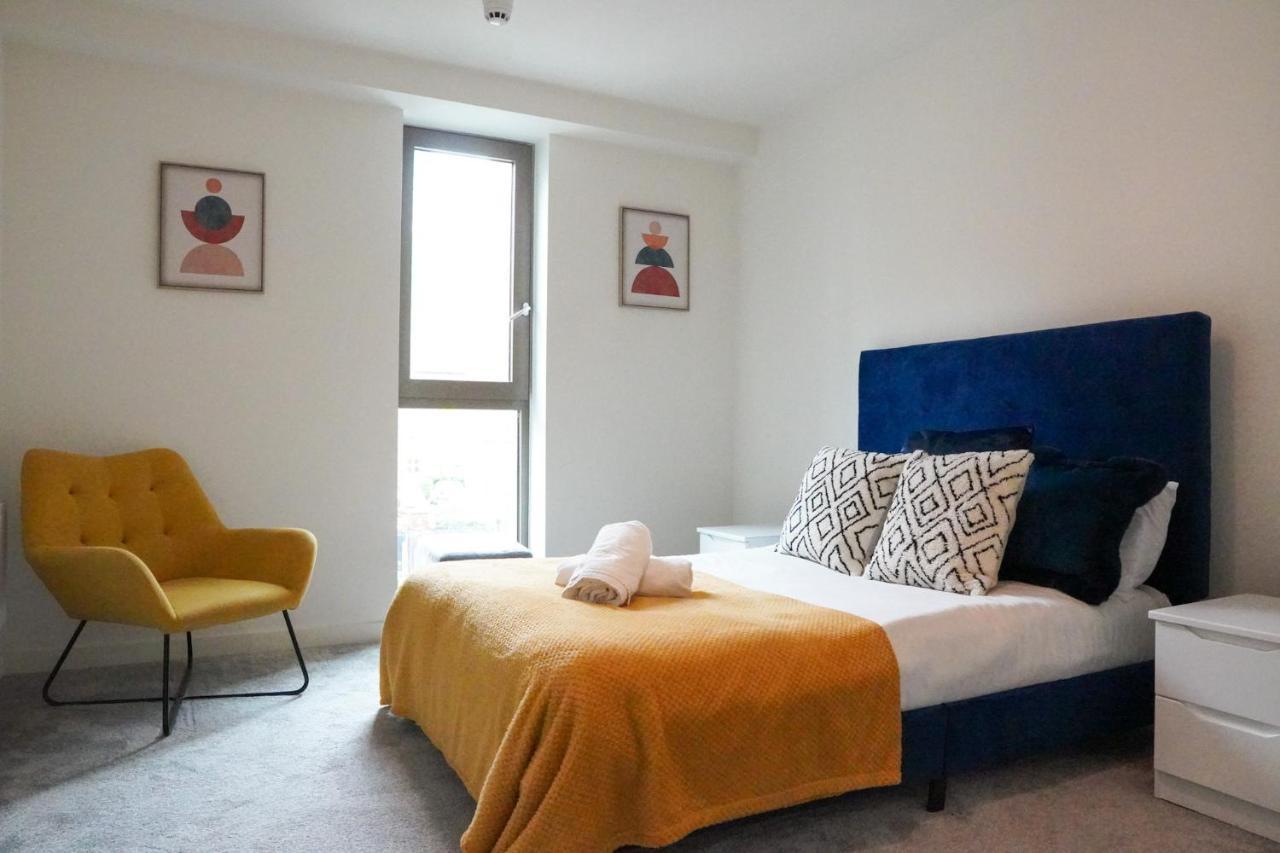 M1 Townhouse - Free Parking & Central Manchester *